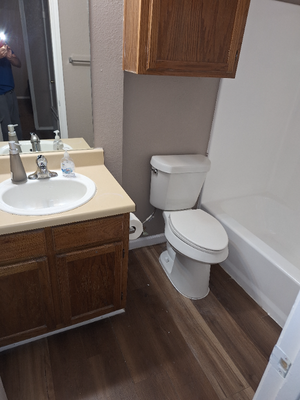 4529 Compass Ct - Photo 2 of 4