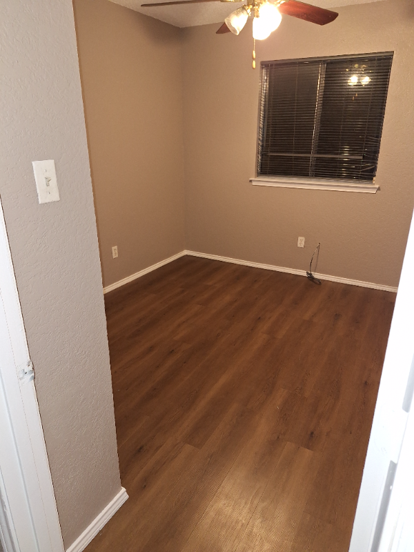 4529 Compass Ct - Photo 4 of 4