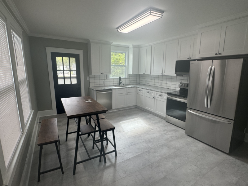 103 Walker Street - Photo 3 of 7