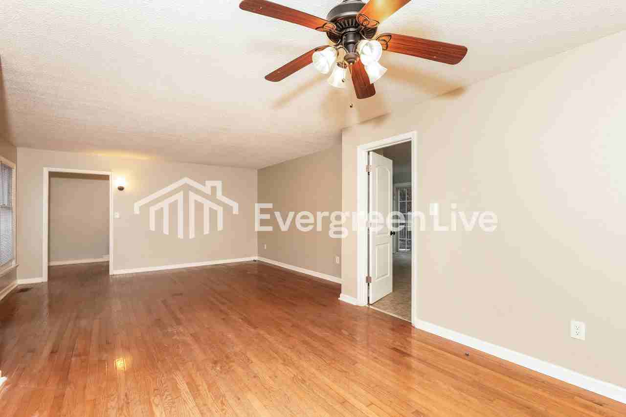 501 Pheasant Ridge Dr - Photo 5 of 16