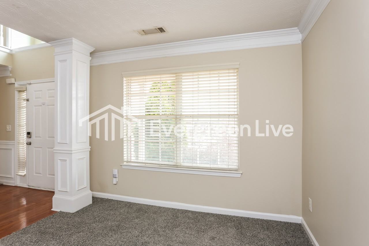 125 Middleton Drive - Photo 3 of 16