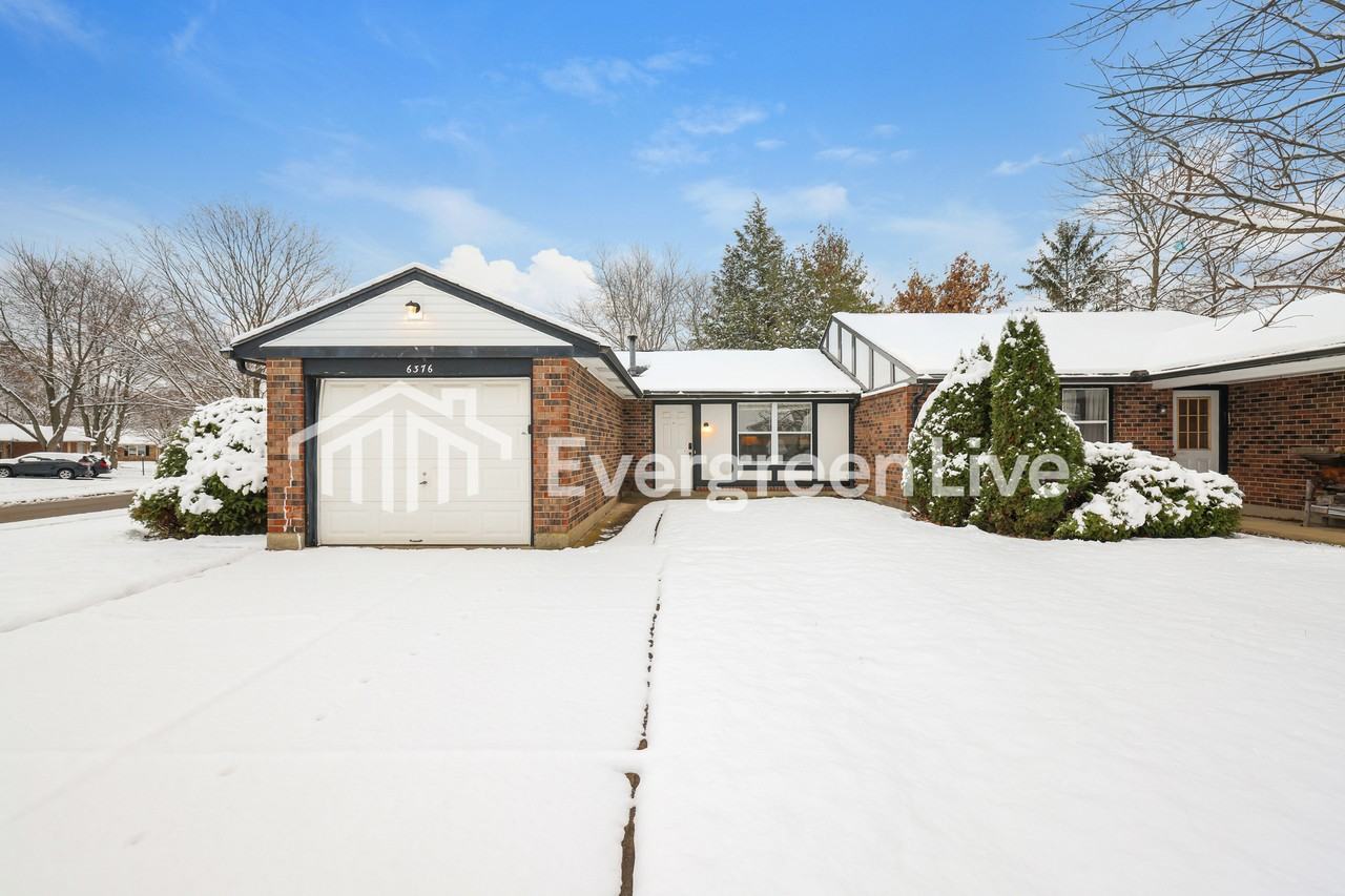 6376 Greenfield Way - Photo 4 of 18