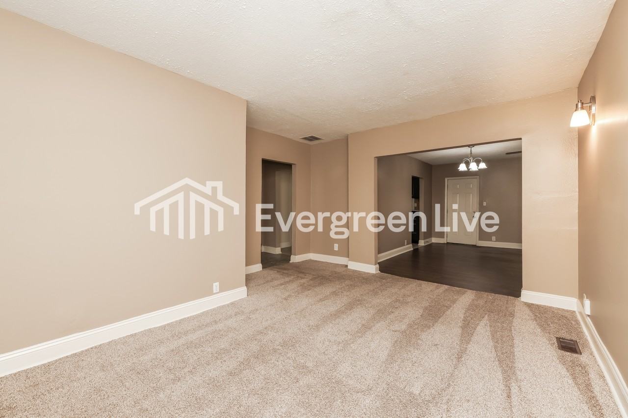 5336 Tucson Dr - Photo 5 of 16