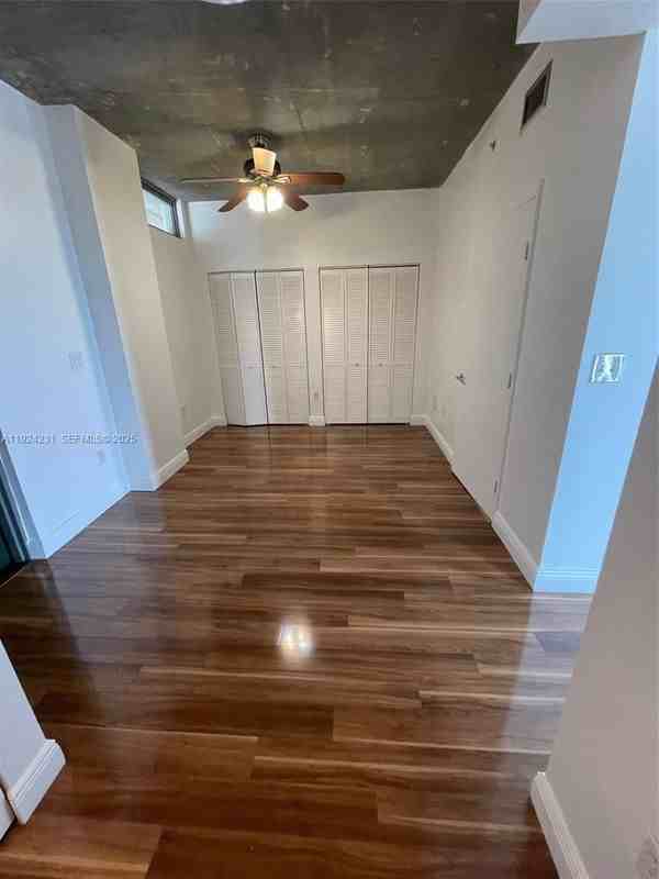 455 Northeast 25th Street ##703 - Photo 2 of 3