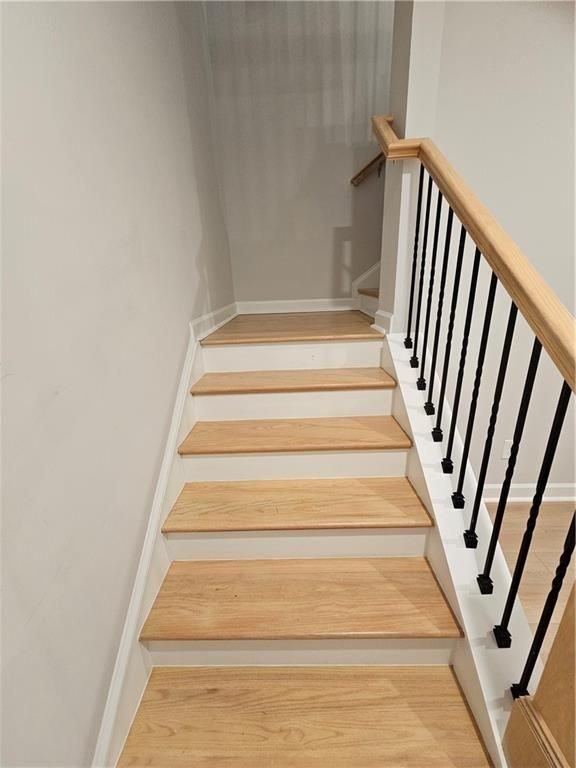 1992 Deco Dr - Photo 5 of 9