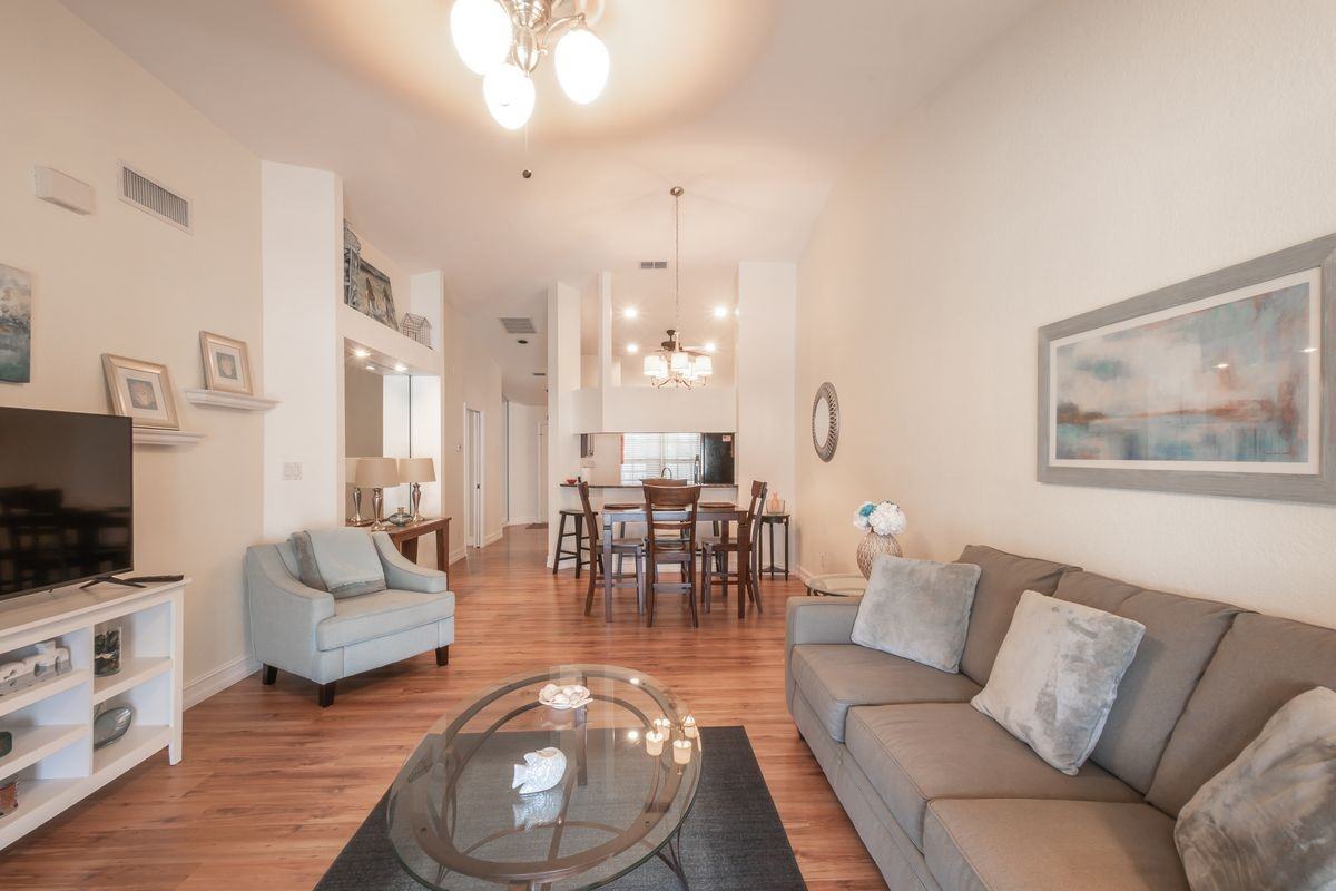 1300 Misty Pines Circle - Photo 4 of 20