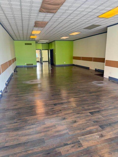 145 Brady Street - Photo 3 of 8