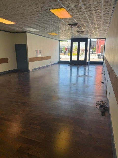 145 Brady Street - Photo 6 of 8