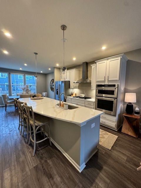 215 North Sydney Court - Photo 5 of 32