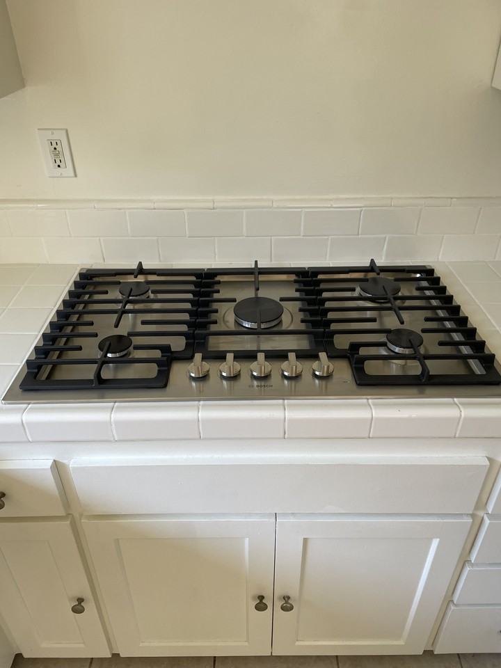 1344 N Columbus Ave #12 - Photo 4 of 9