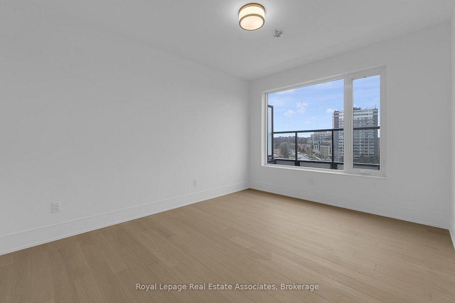 259 The Kingsway #622 - Photo 6 of 16