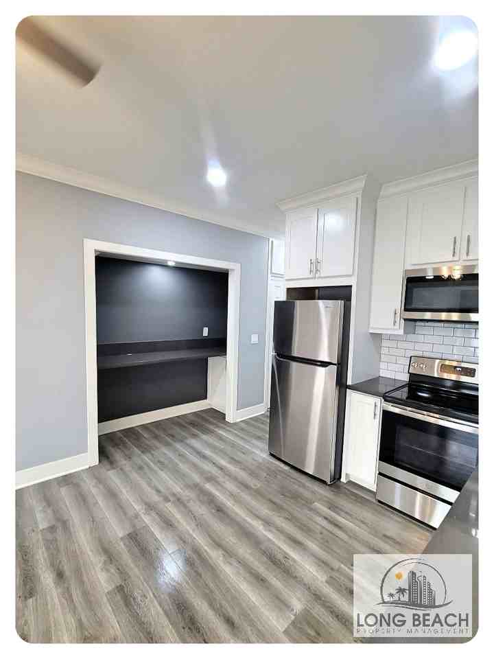 226 Gaviota Avenue - Photo 4 of 14