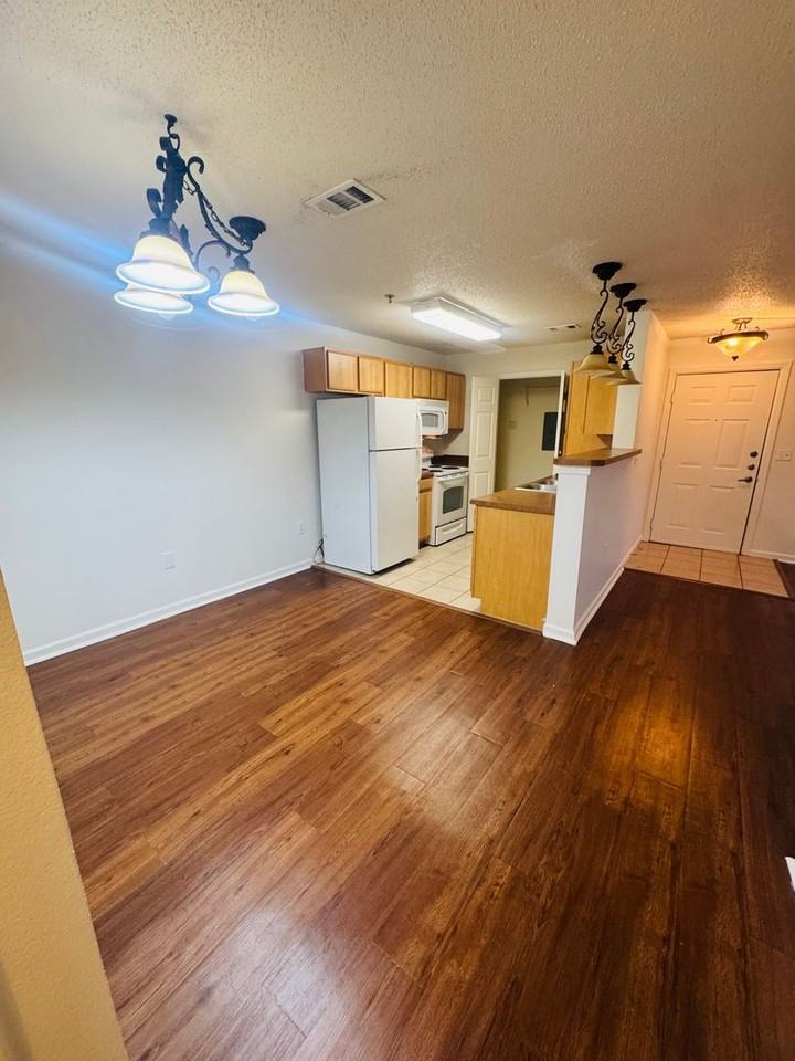 Spring Lake - Photo 3 of 10