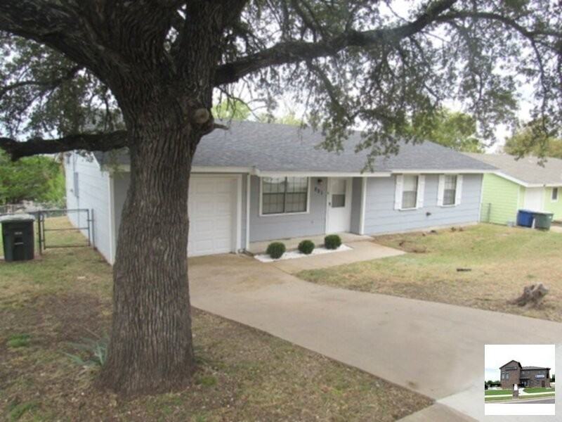 801 N 19th St - Photo 2 of 21