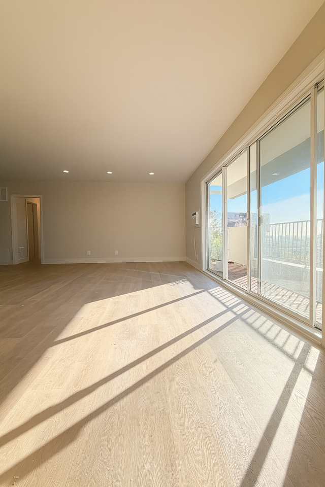 1124 N Sherbourne Dr #32 - Photo 2 of 14