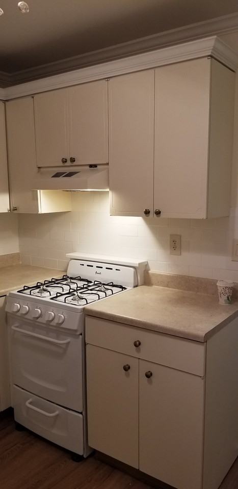 235 Henry Avenue #12I - Photo 4 of 8