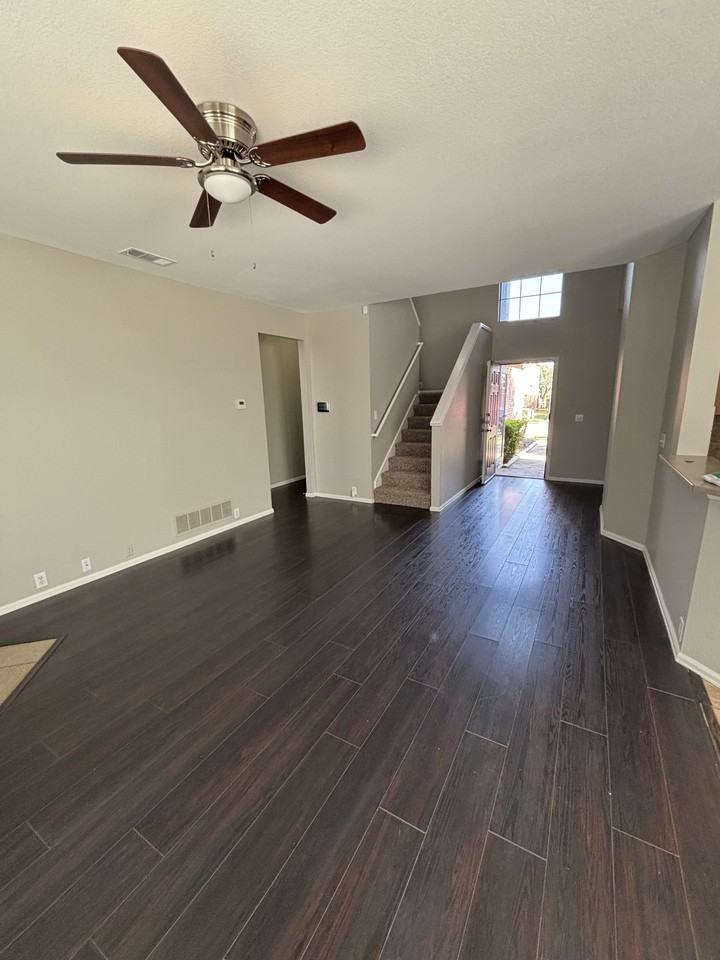 2756 Thorncreek Lane #NA - Photo 3 of 20