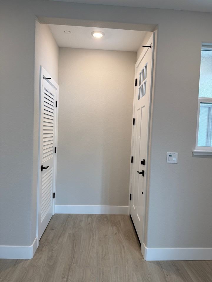 4085 Peter's Court #A - Photo 6 of 21