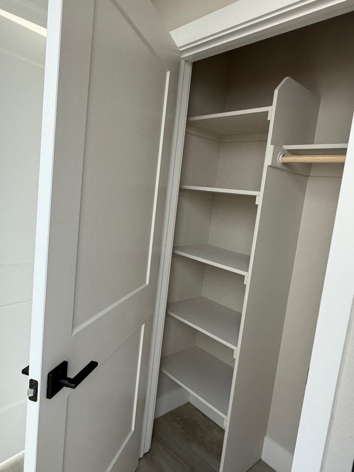 4085 Peter's Court #A - Photo 5 of 21