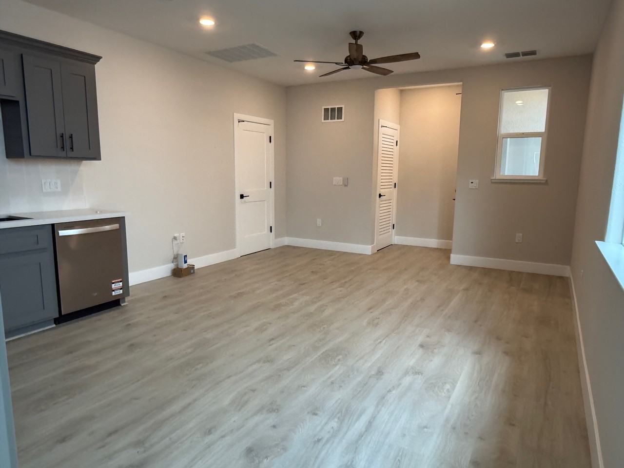 4085 Peter's Court #A - Photo 4 of 21