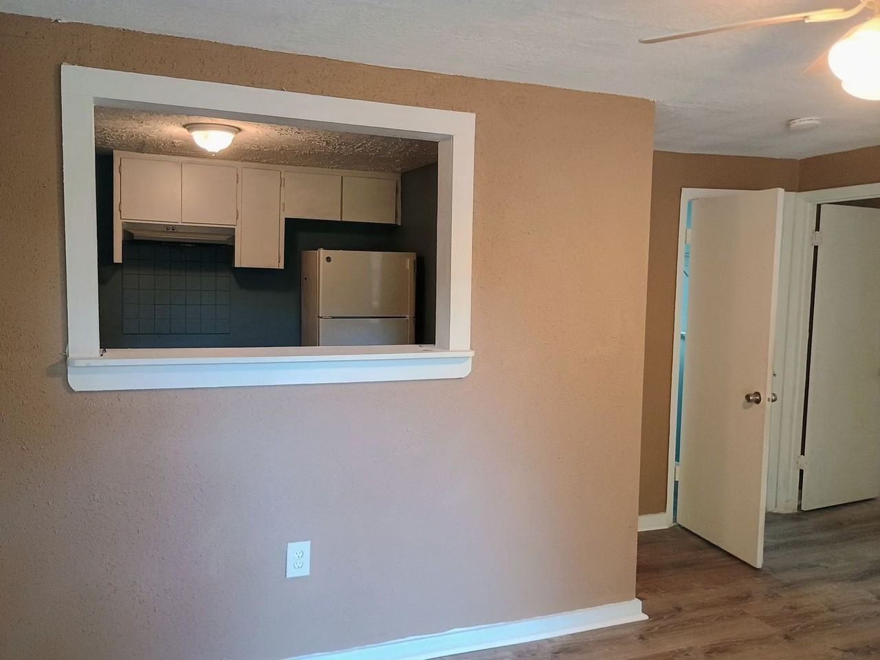 14854 Aubrey Ave - Photo 4 of 15