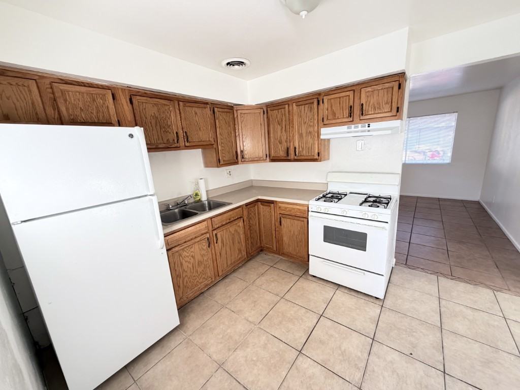 181 West Kesler Lane #1 - Photo 6 of 11