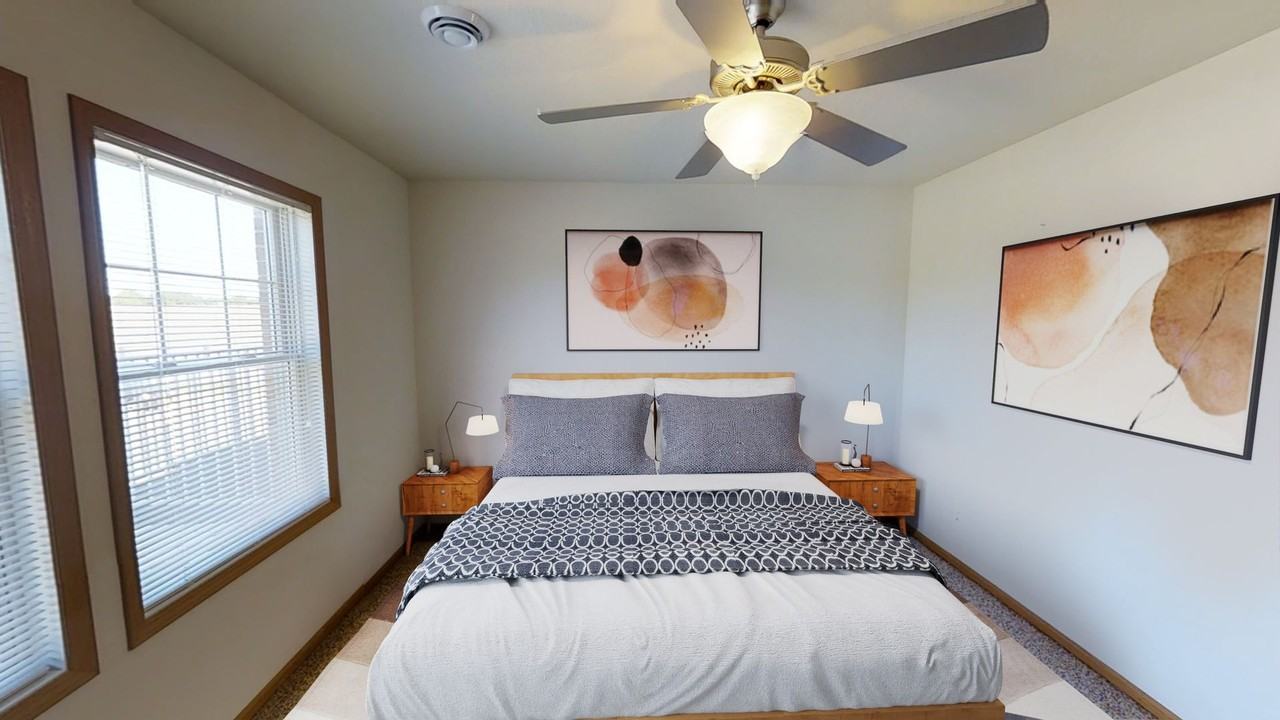 1329 Mayfield - Photo 5 of 9