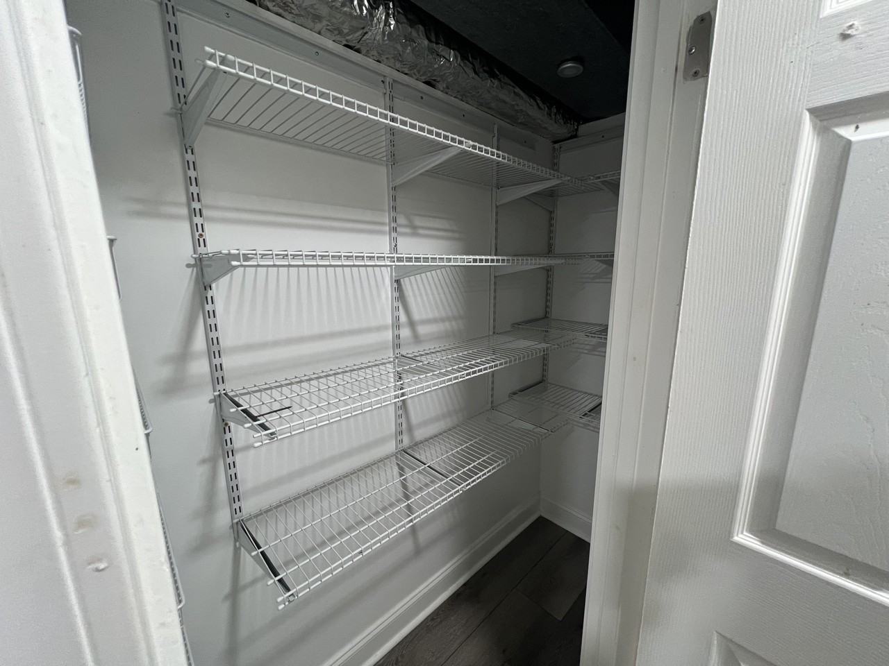 2982 Northbrook Drive - Photo 5 of 19