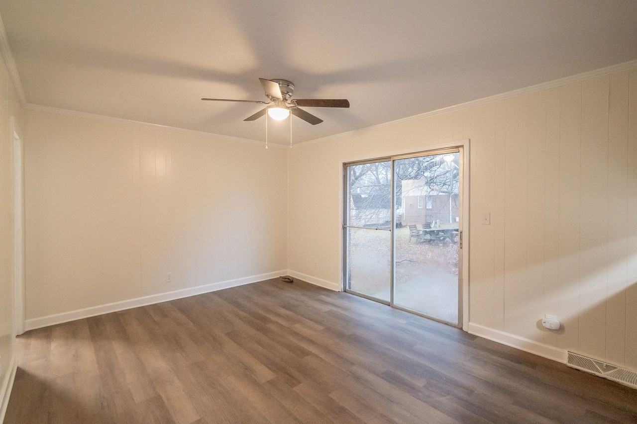 2707 Scarlet Cir - Photo 7 of 28