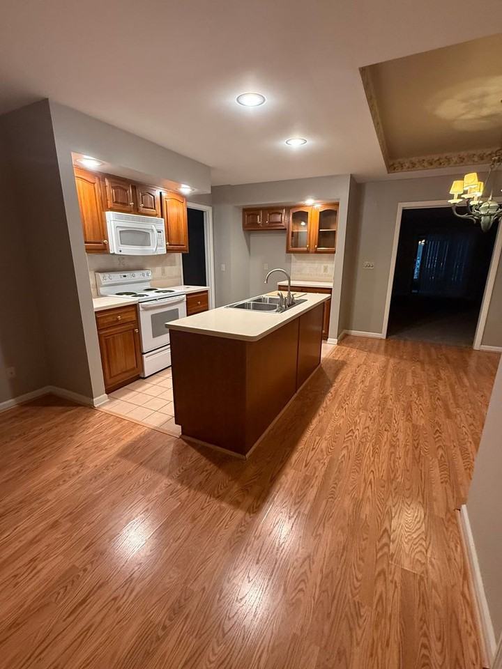 2506 N Morrison Rd - Photo 3 of 8