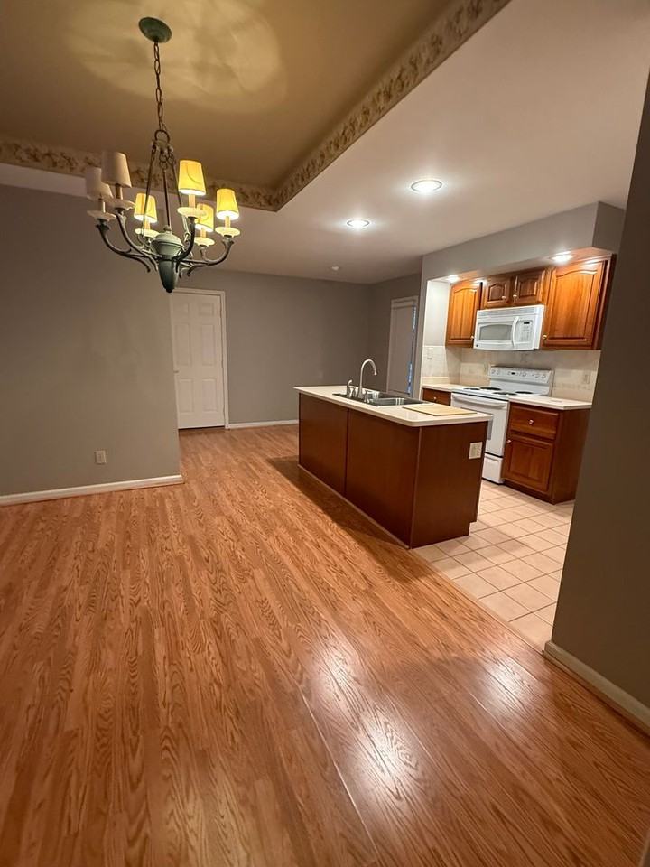 2506 N Morrison Rd - Photo 4 of 8