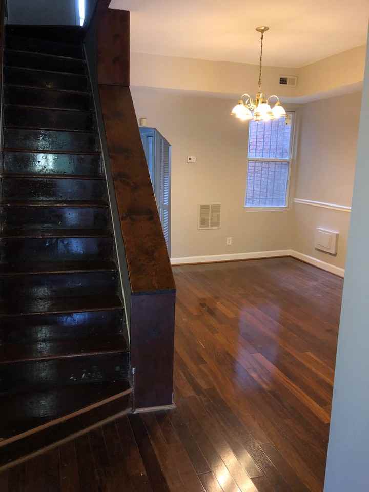 1203 I Street Northeast - Photo 7 of 8