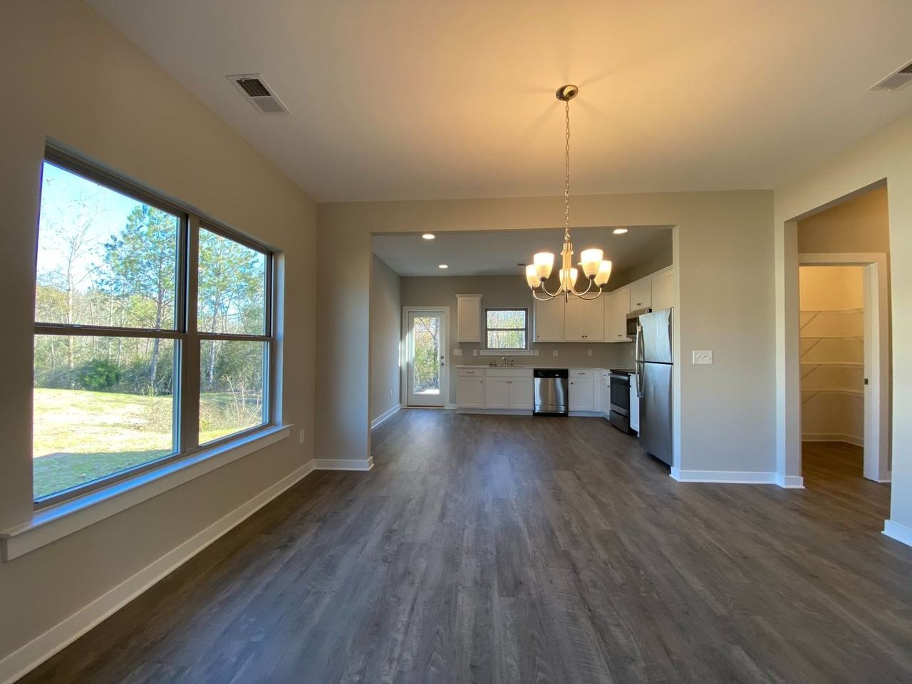 199 White Oak Cir - Photo 7 of 30