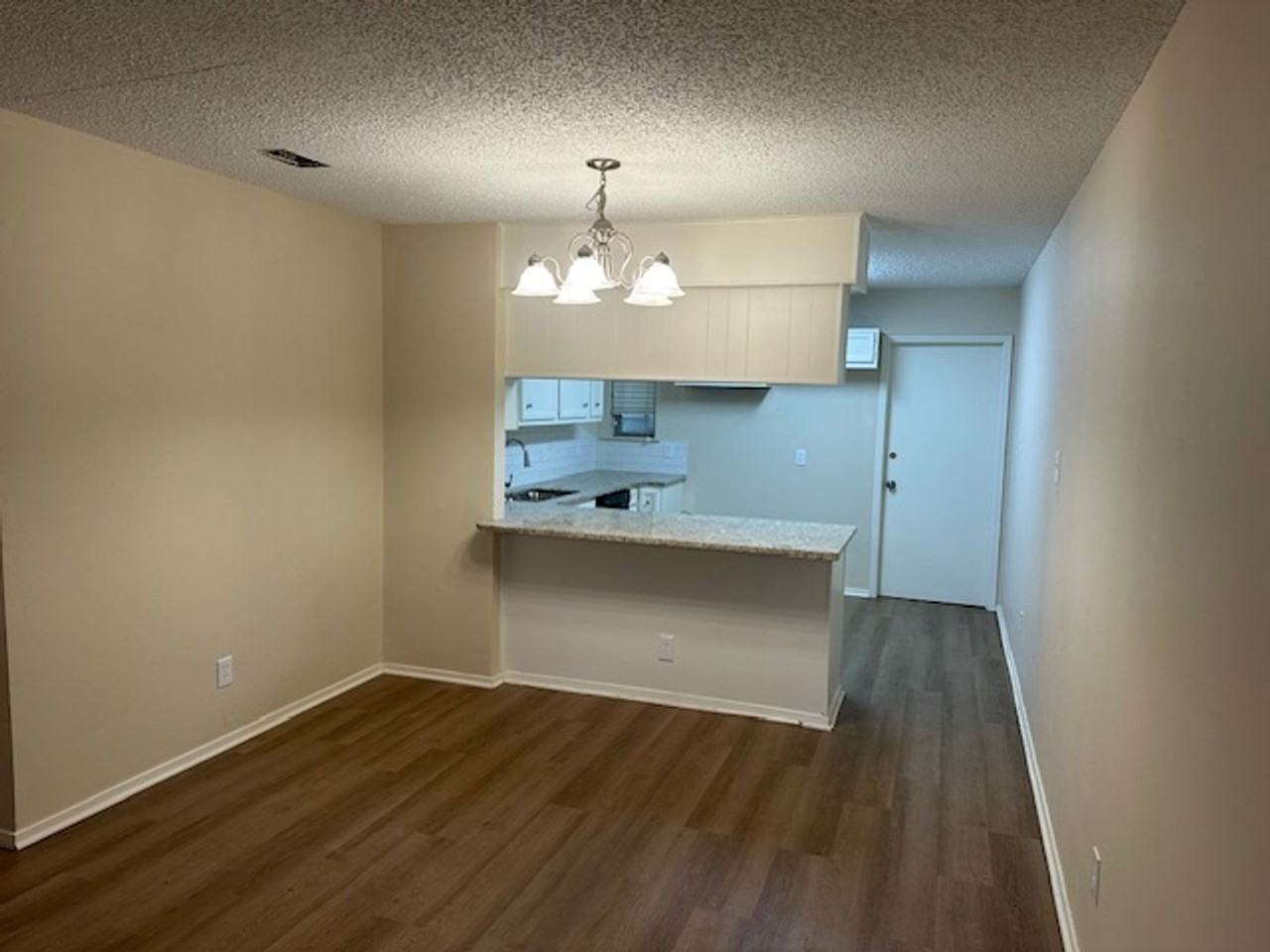 809 Georgia Ln - Photo 2 of 7