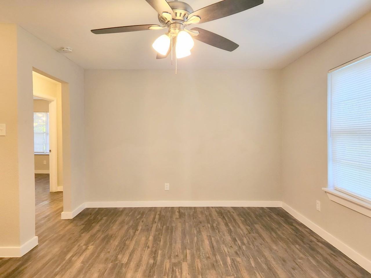 1106 2nd Avenue North - Photo 4 of 17