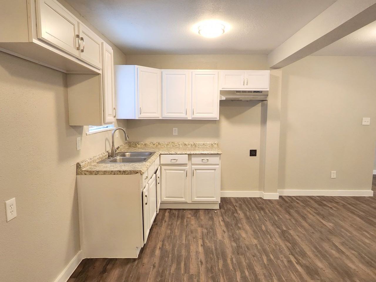 1106 2nd Avenue North - Photo 7 of 17