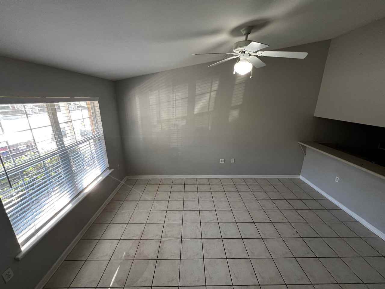 2740 W Tharpe St #502 - Photo 5 of 27