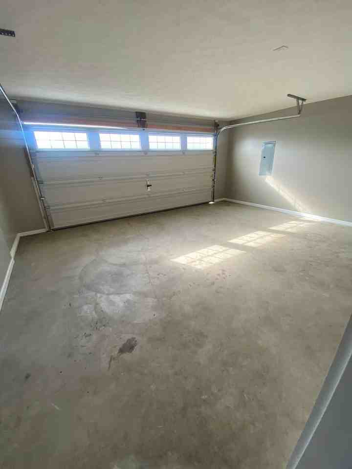 1107 Rosella Drive - Photo 7 of 17