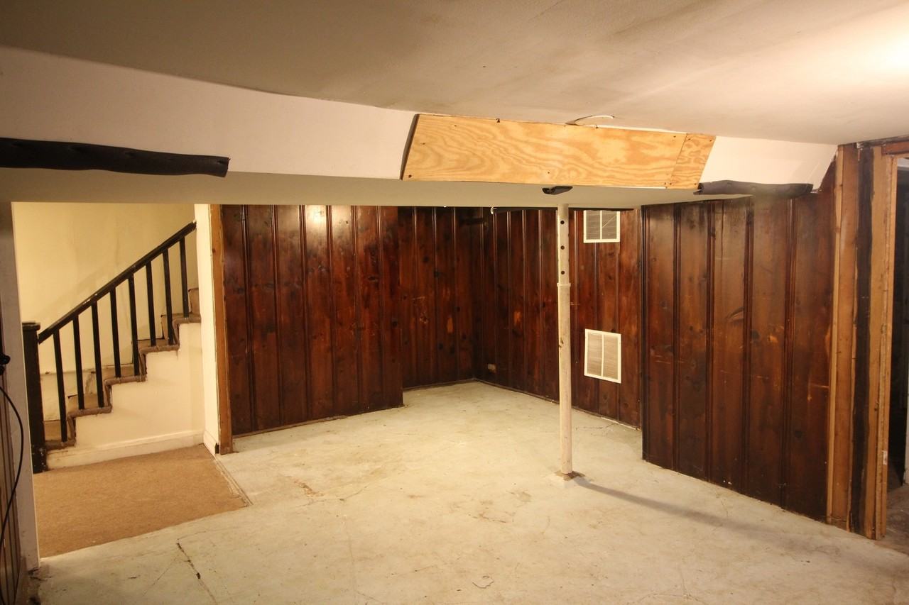 107 East 33rd Street - Photo 4 of 40