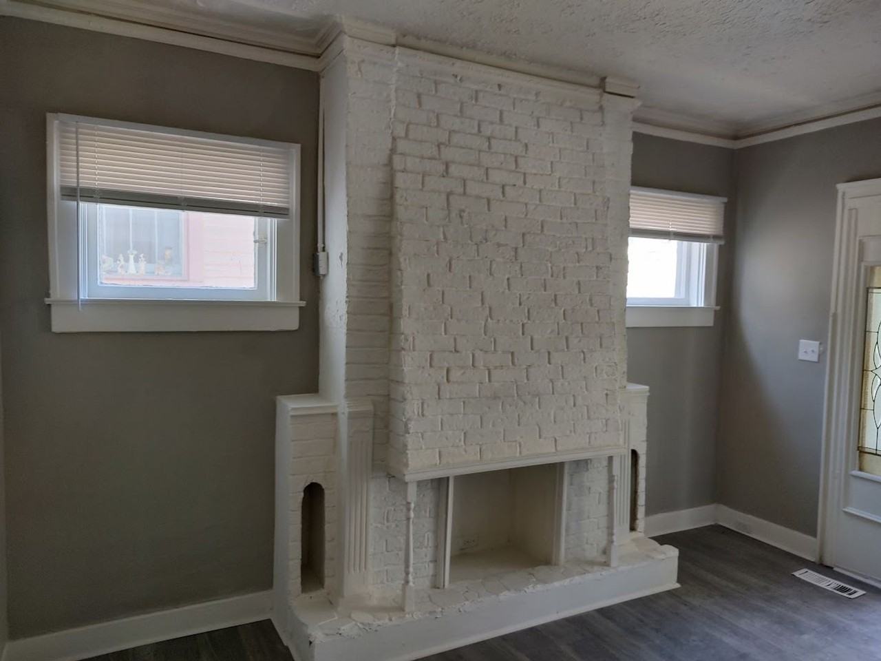 107 S 42nd St - Photo 3 of 33