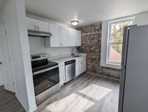 dav1803 - Photo 1 of 1