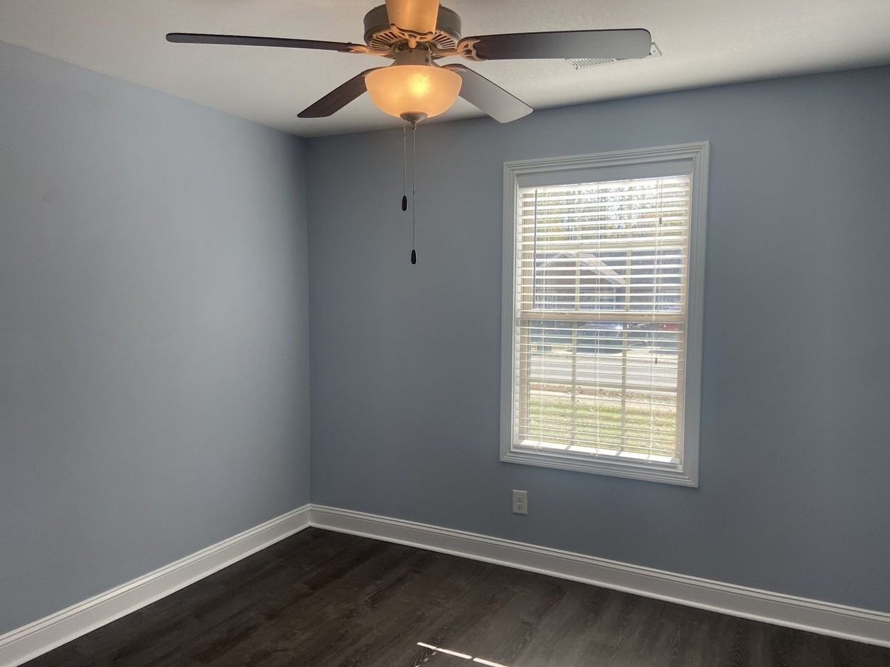 737 Inver Ln - Photo 4 of 33