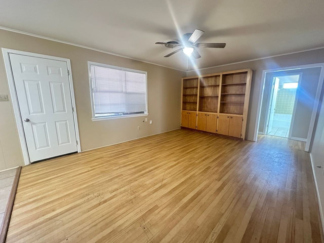 2206 Urbandale St - Photo 6 of 14