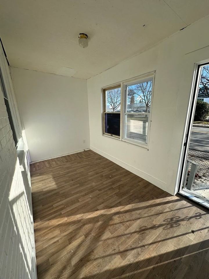 4228 Post Road - Photo 2 of 17