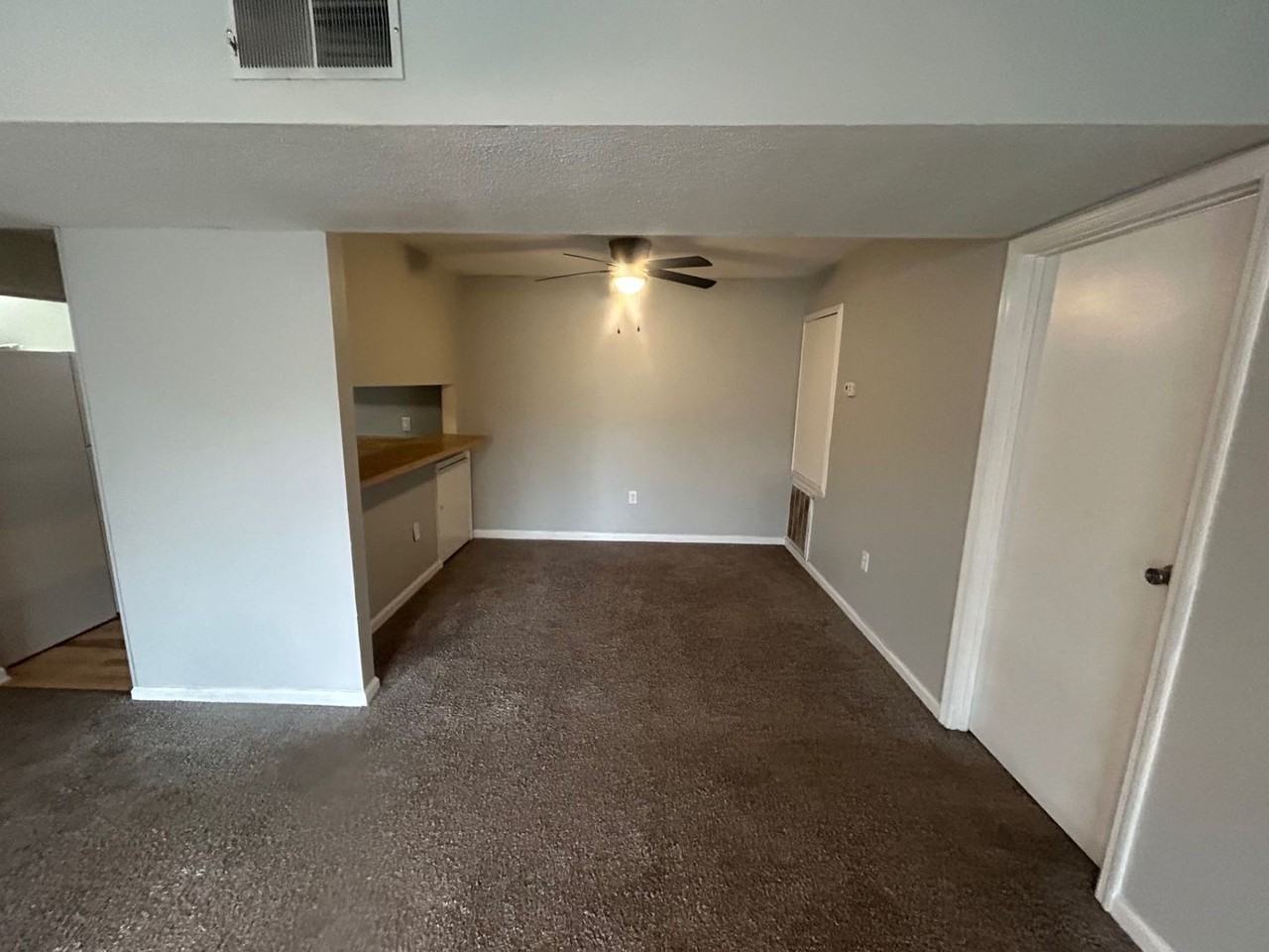 3609 3609 Juneau Road A 2 - Photo 4 of 28