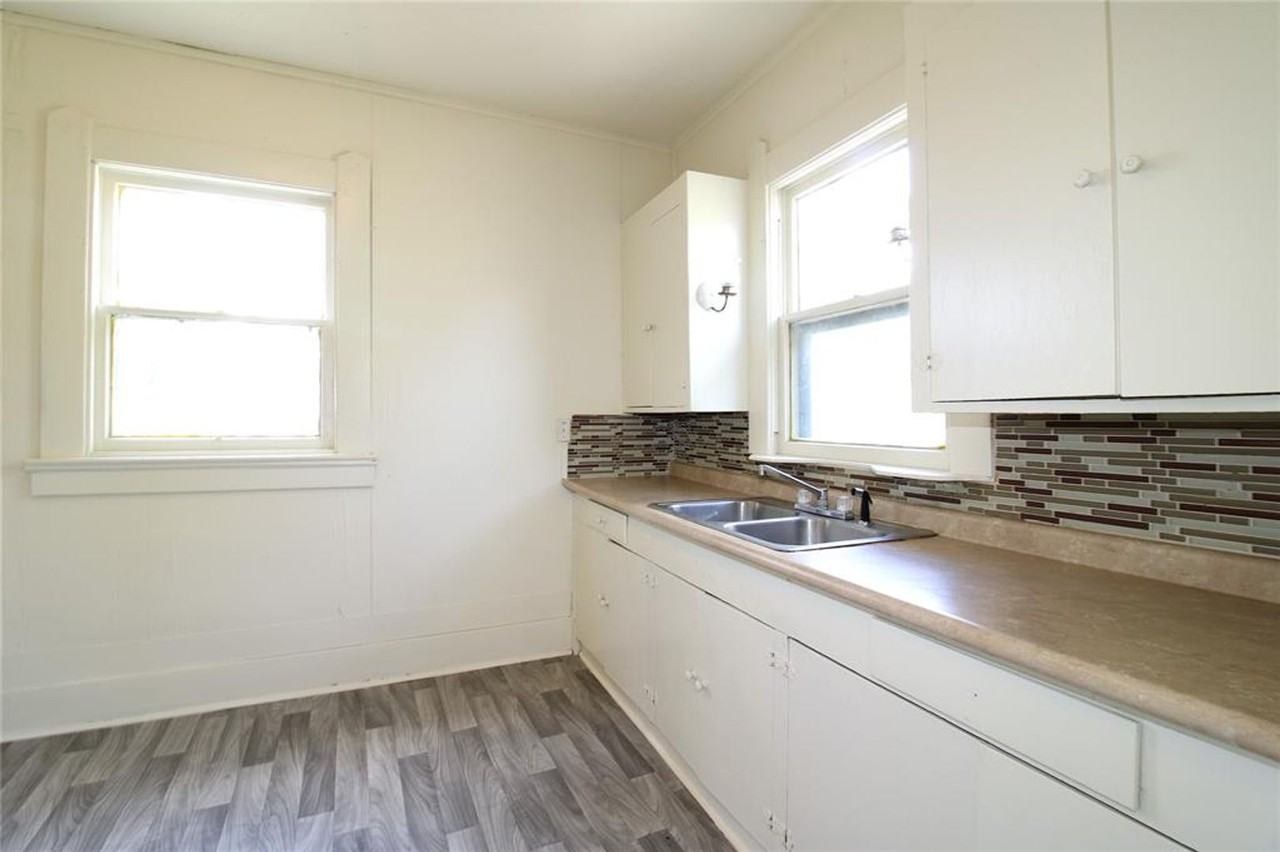 1280 Harrison Avenue - Photo 2 of 10