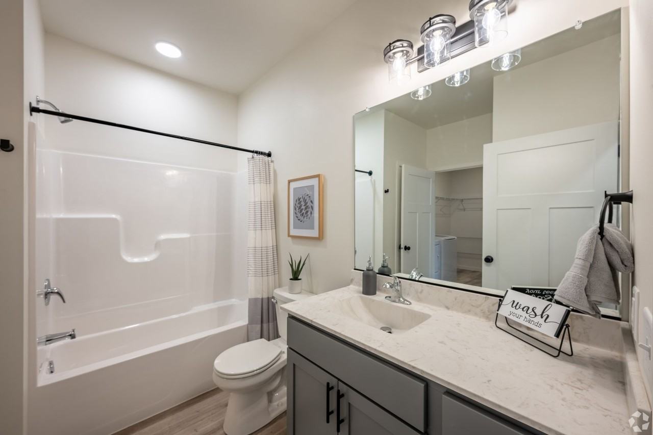 761 Parent Street - Photo 6 of 29