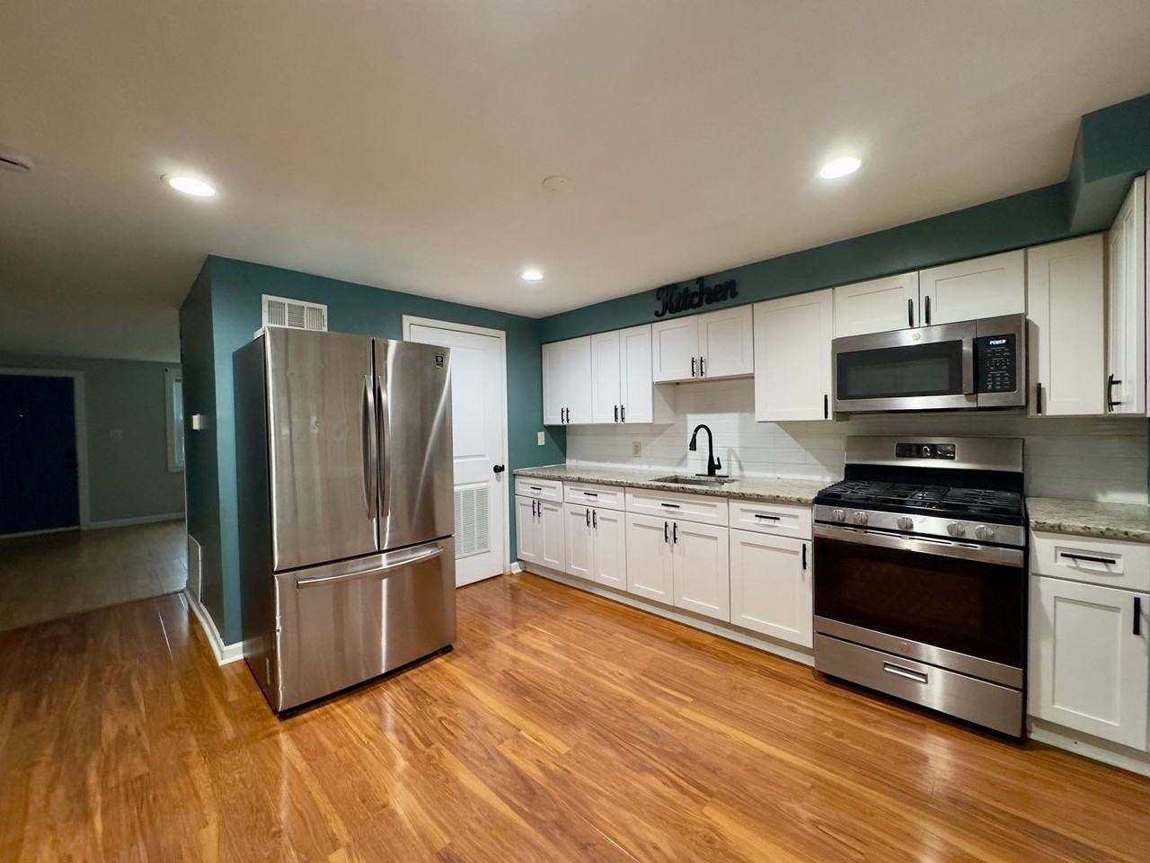 7865 Saint Bridget Ln - Photo 6 of 16