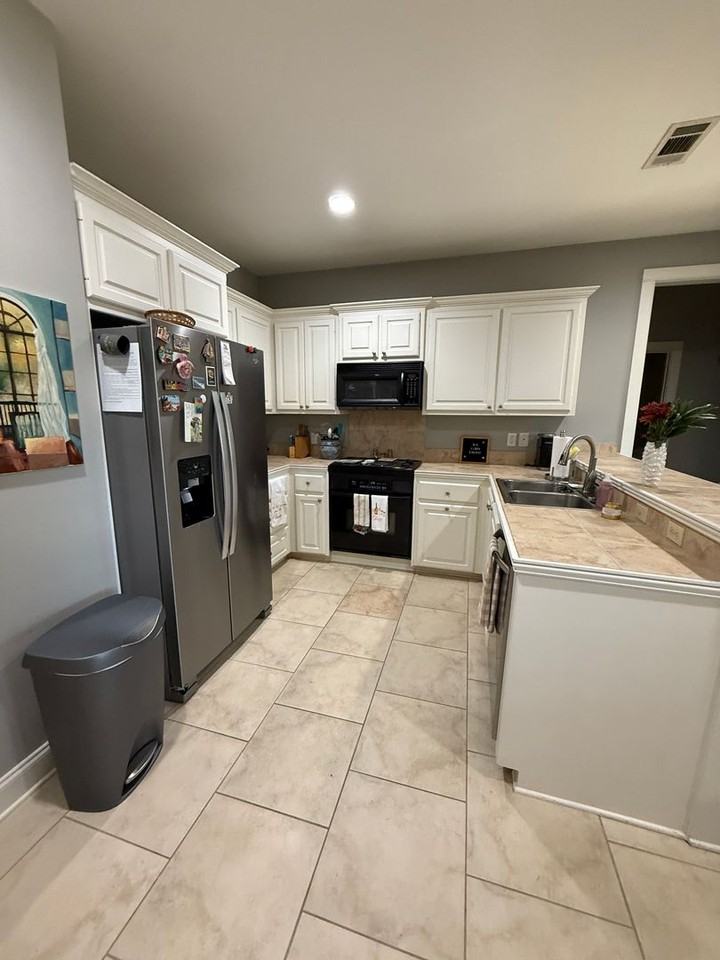 9208 Boone Dr - Photo 2 of 22