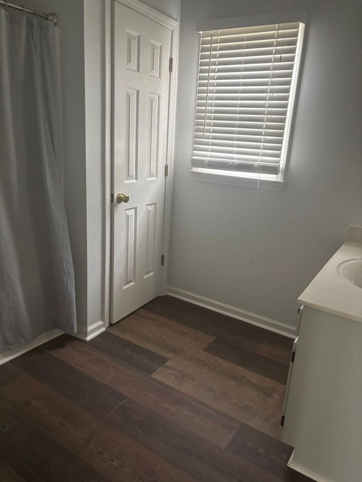 110 Hidden Creek Cir - Photo 5 of 9